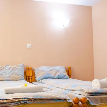 Vasilena самостоятелно наемане Free Parking 3*