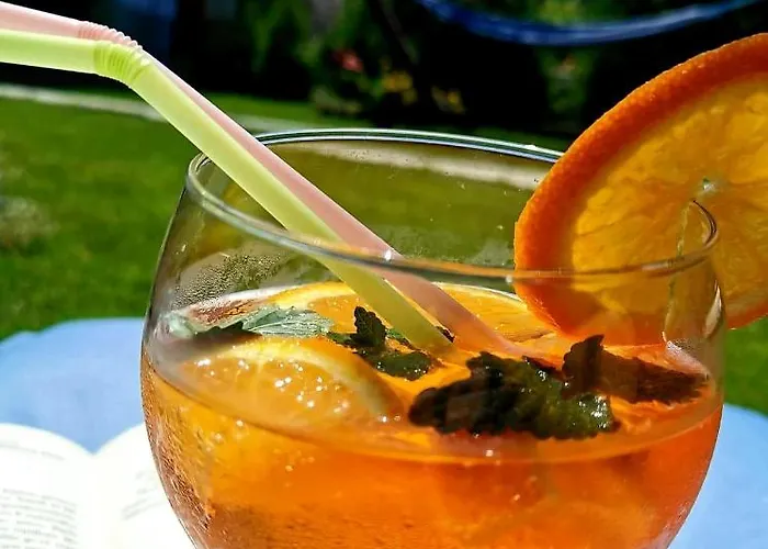 Vasilena самостоятелно наемане Free Parking 3*